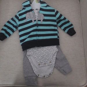 Adorable 3 piece elepant set